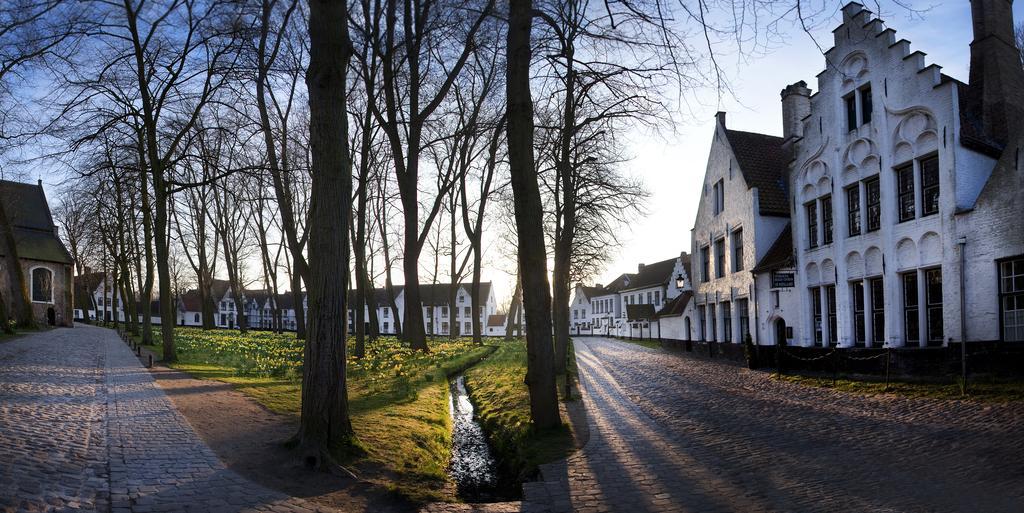 Guesthouse Dijver - Serene Escape In The Heart Of Historic Brujas Habitación foto